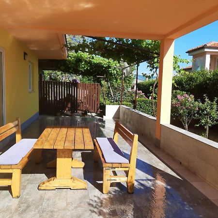 Cozy Apartments With Sea View Novi Vinodolski Εξωτερικό φωτογραφία